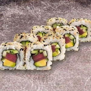 Калифорния с тунцом в кунжуте, доставка суши роллов в Симферополе